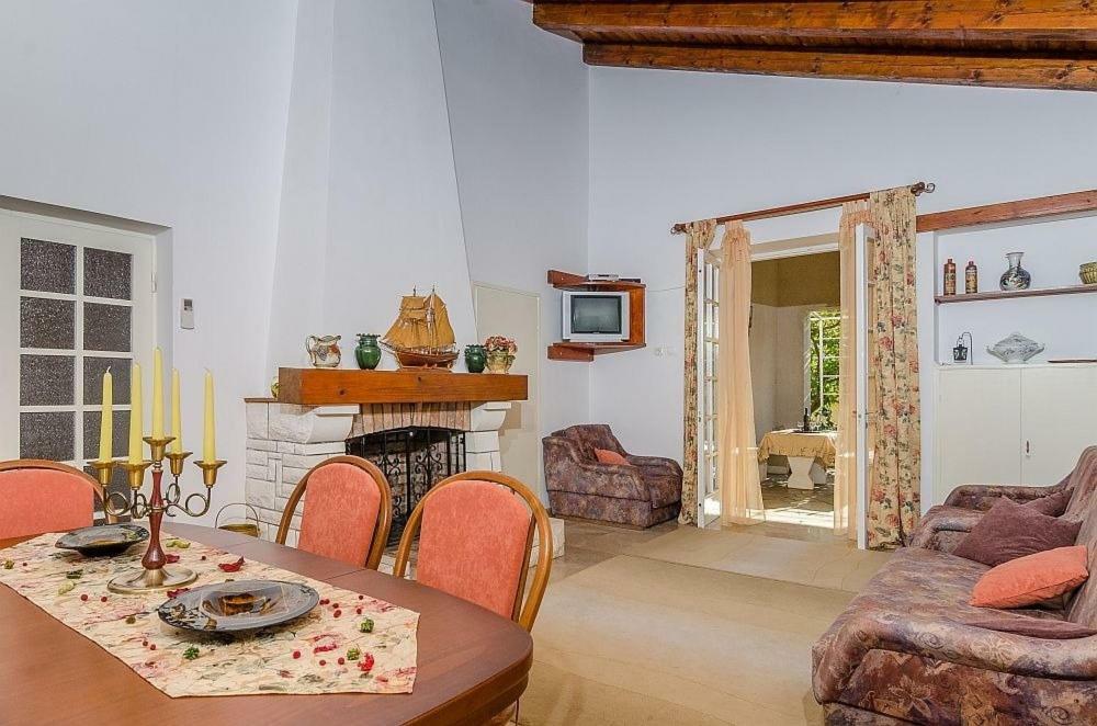 Holiday Home Marko - 70M From Sea Orebić Buitenkant foto
